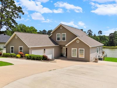 537 Caney Creek Dr