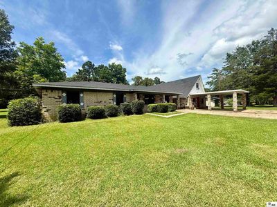 5568 Highway 126 W