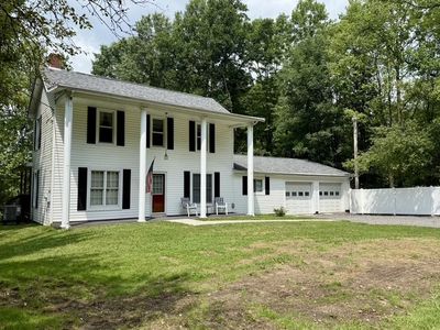 81 Hartwick Rd