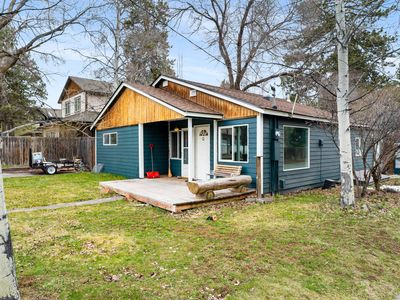 1302 NW Lexington Ave