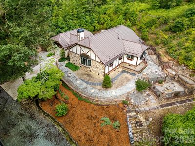 275 Hubbard Hollow Rd