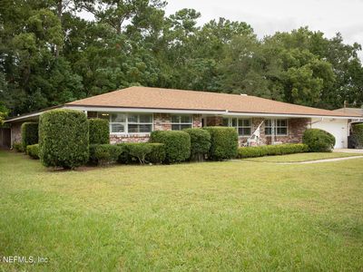 6812 CABALLERO Drive