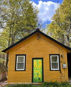 67 Katzman Road