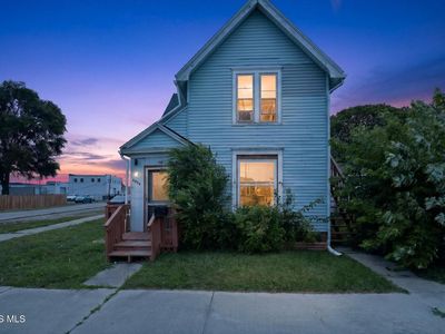 3928 Canada Southern Ave