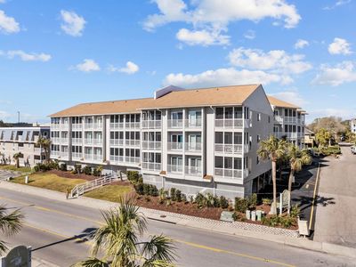 9571 Shore Dr. #319