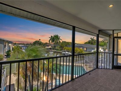 4708 SW 8th Pl APT 203