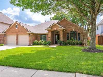 814 Maplewood Falls Ct
