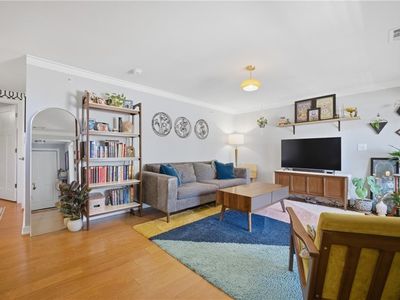 3509 Pleasant Ave #301