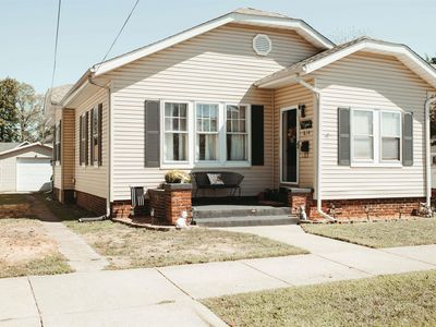 614 Barnett St