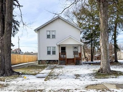 838-840 Woodbine Ave SE