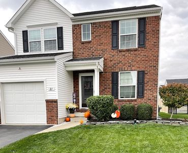 Property at 21 Jordy Ct, Hamburg, NY