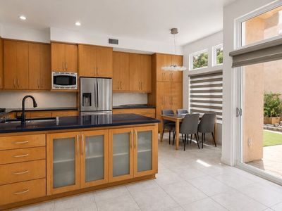 10884 Kimball Pl