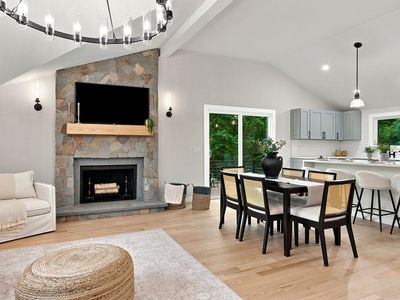 12 Burley Farm Rd