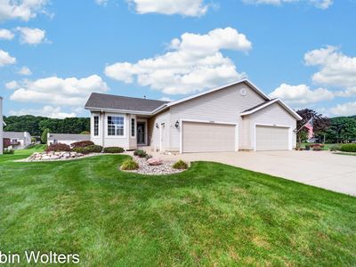 3685 Fairway Dr