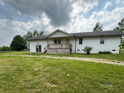 6949 Farm Road 1182