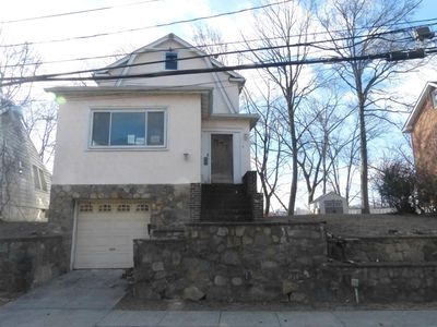 23 Belknap Avenue