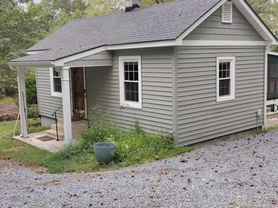 Property at 12343 Shannon Hill Rd, Louisa, VA