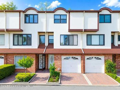 23 Venus Ln