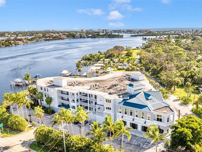 516 S Tamiami Trl #404