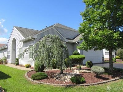 308 Valencia Dr