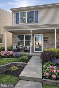 3212 Pennwood Rd