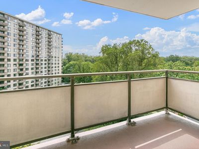 5225 Pooks Hill Rd APT 1002N