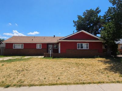 825 Prairieview Dr