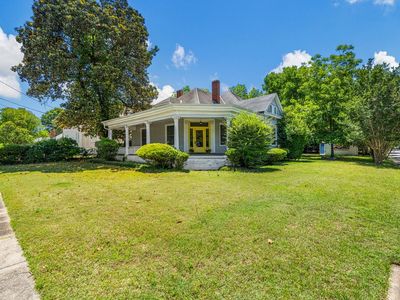 943 Blandford Ave