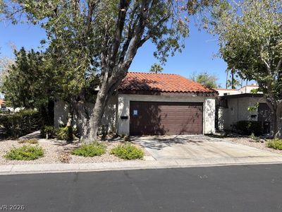 2438 El Paseo Cir