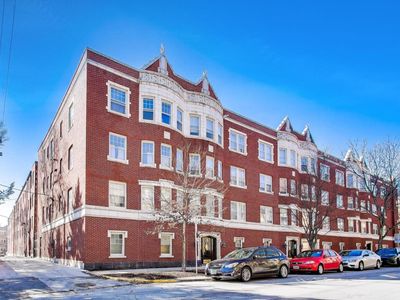 727 Erie St APT 3E