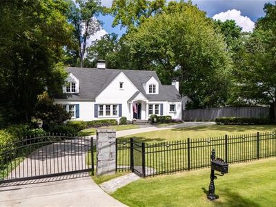 3590 Ivy Rd NE