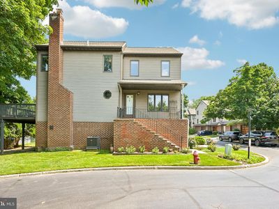 8816 Ridge Ave APT 17