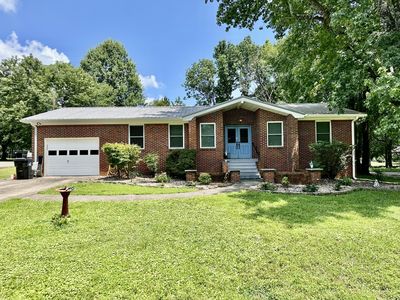 52 Nottingham Ln