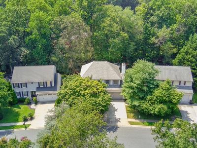 2802 Singer Woods Dr