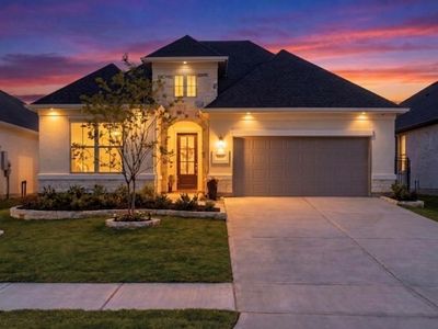 7130 Carriage Light Dr