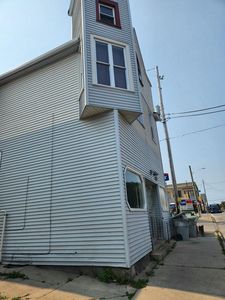 527 West Greenfield AVENUE