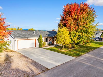 224 Sleepy Horse Ln