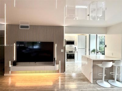 671 NE 195th St APT 205E