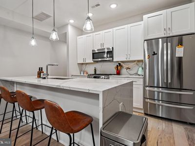 1223 Meigs Pl NE #101