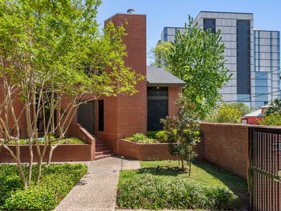 510 W 18th St APT 113