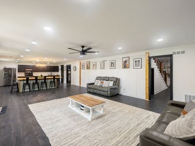 3762 Texas Highway 11 W