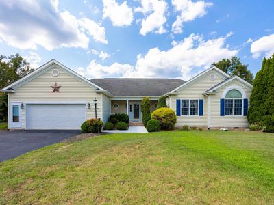 10 Molly Ct