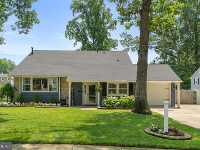 521 Revere Dr