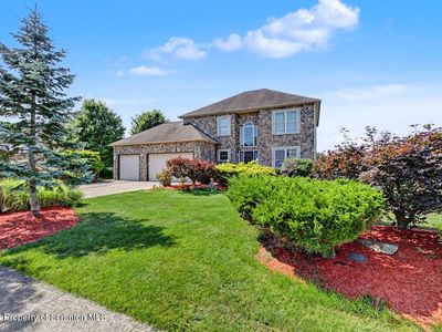417 Varsity Dr