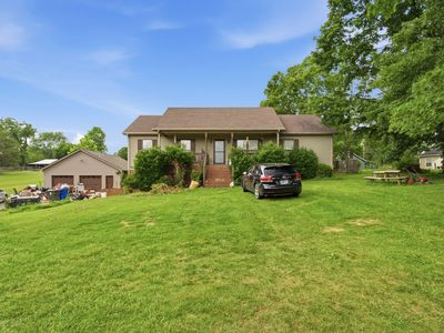 Property at 112 Ashley Ct, White House, TN