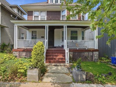 1011 Clay Ave