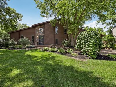 1817 Bell Tower Cir