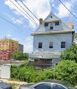 10 N Terrace Avenue