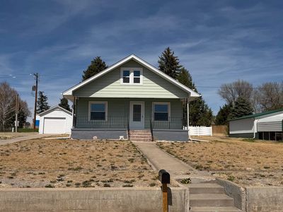 320 Bates Blvd