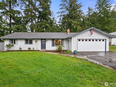 8207 Woodbourne Drive SW